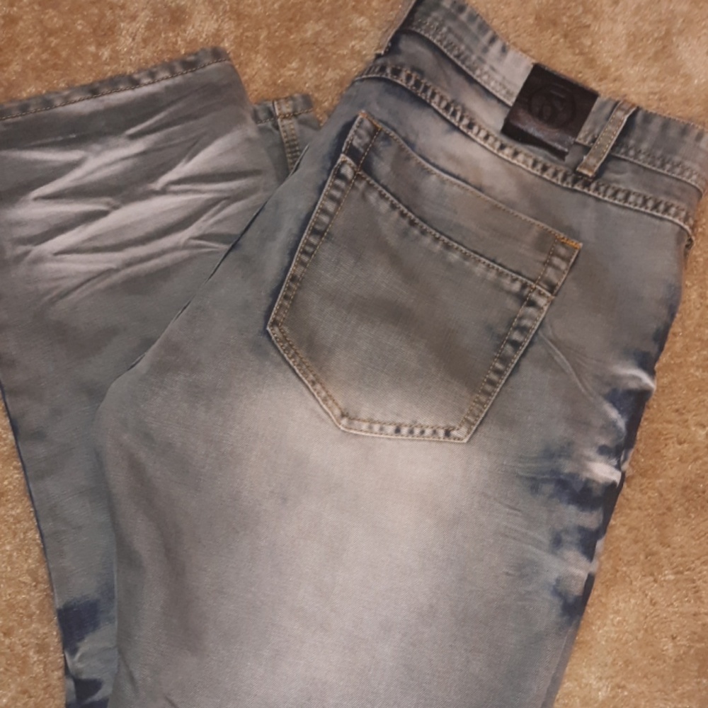 Switch Remarkable Jeans